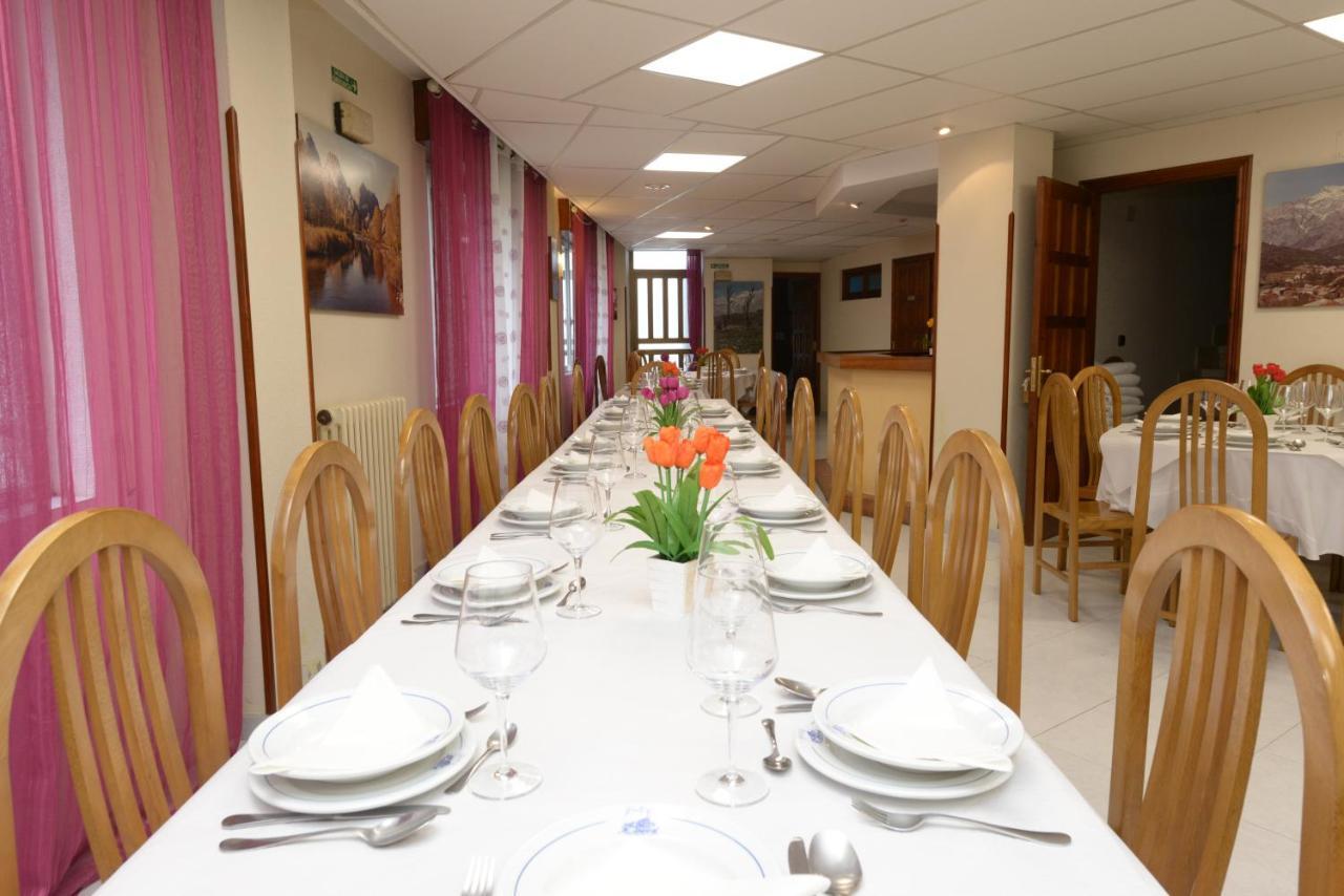 Hostal Casa Abascal Posada De Valdeon Kültér fotó