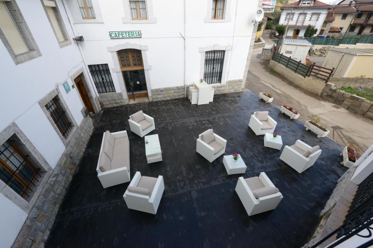 Hostal Casa Abascal Posada De Valdeon Kültér fotó