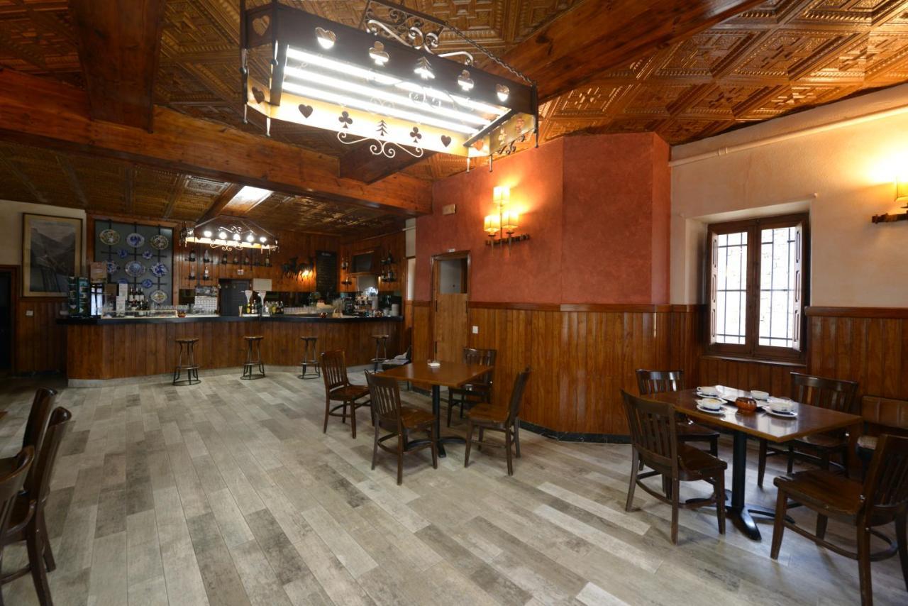 Hostal Casa Abascal Posada De Valdeon Kültér fotó
