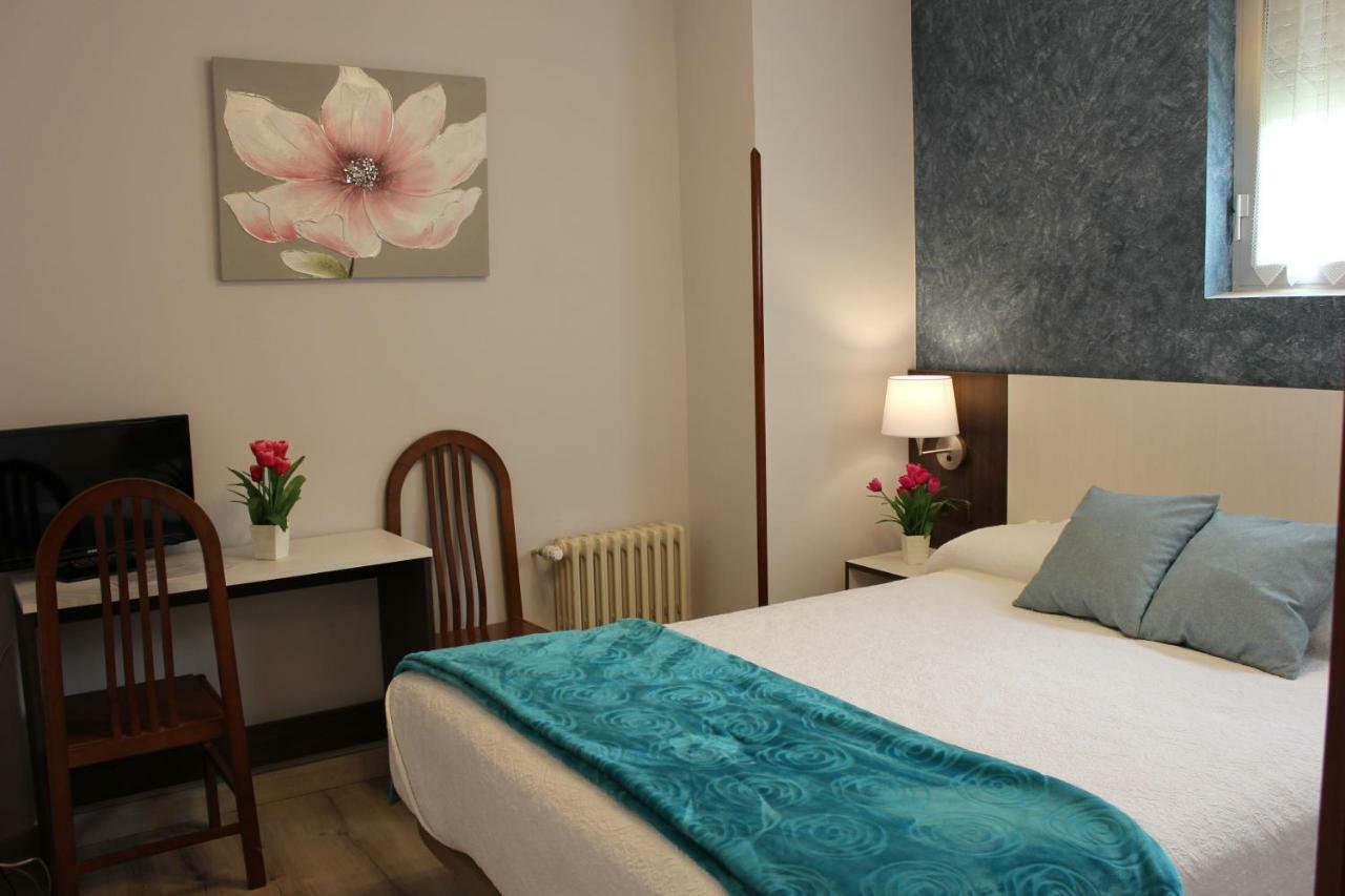 Hostal Casa Abascal Posada De Valdeon Kültér fotó